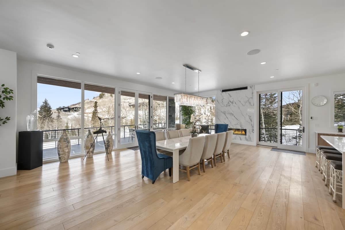 Quicksilver Haus - Image 17