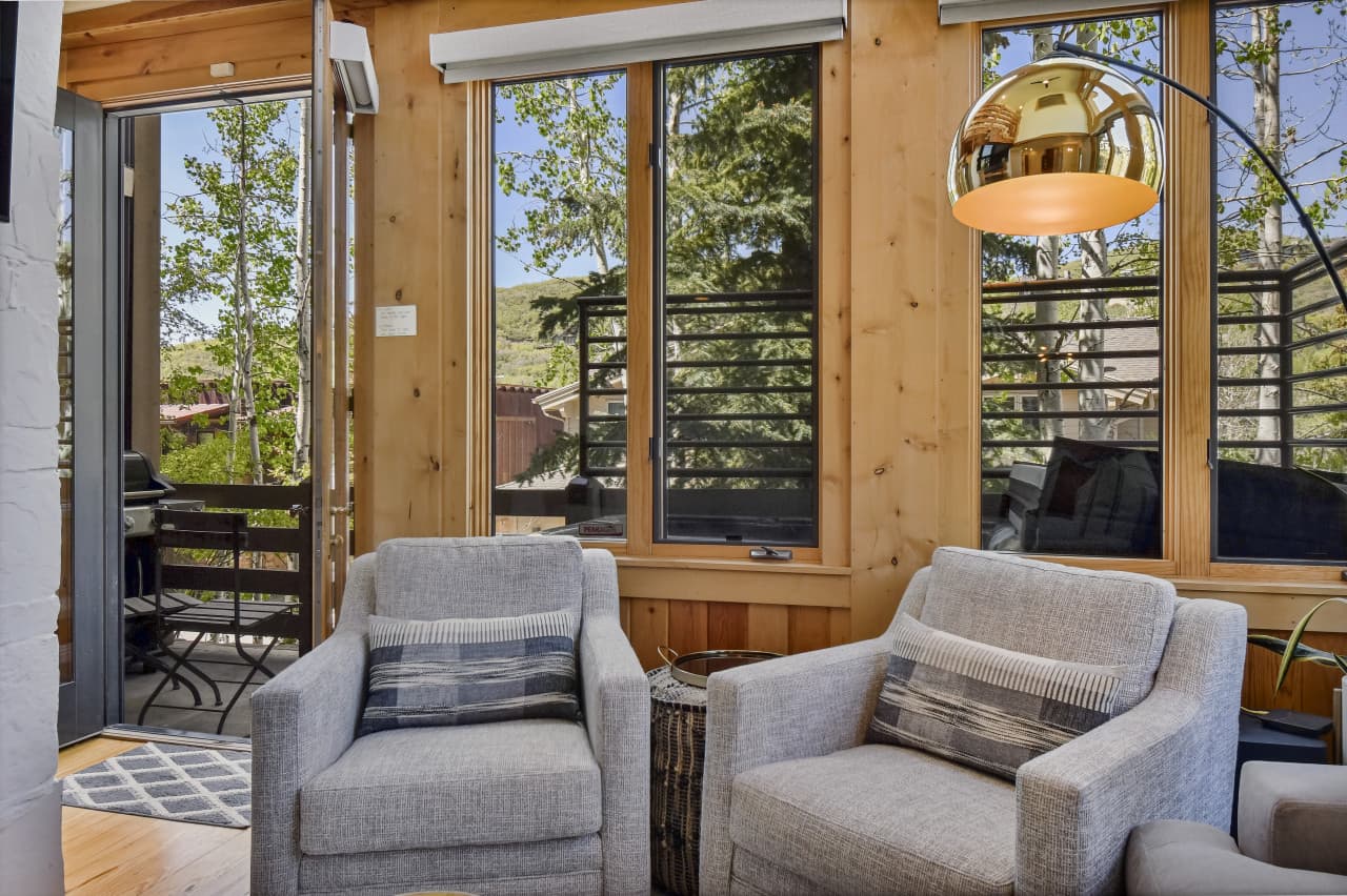 Mountain Crest Home - Image 3