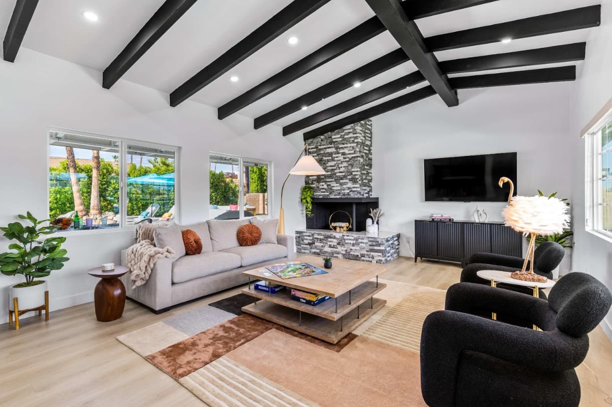 Starlite Safari - Image 4