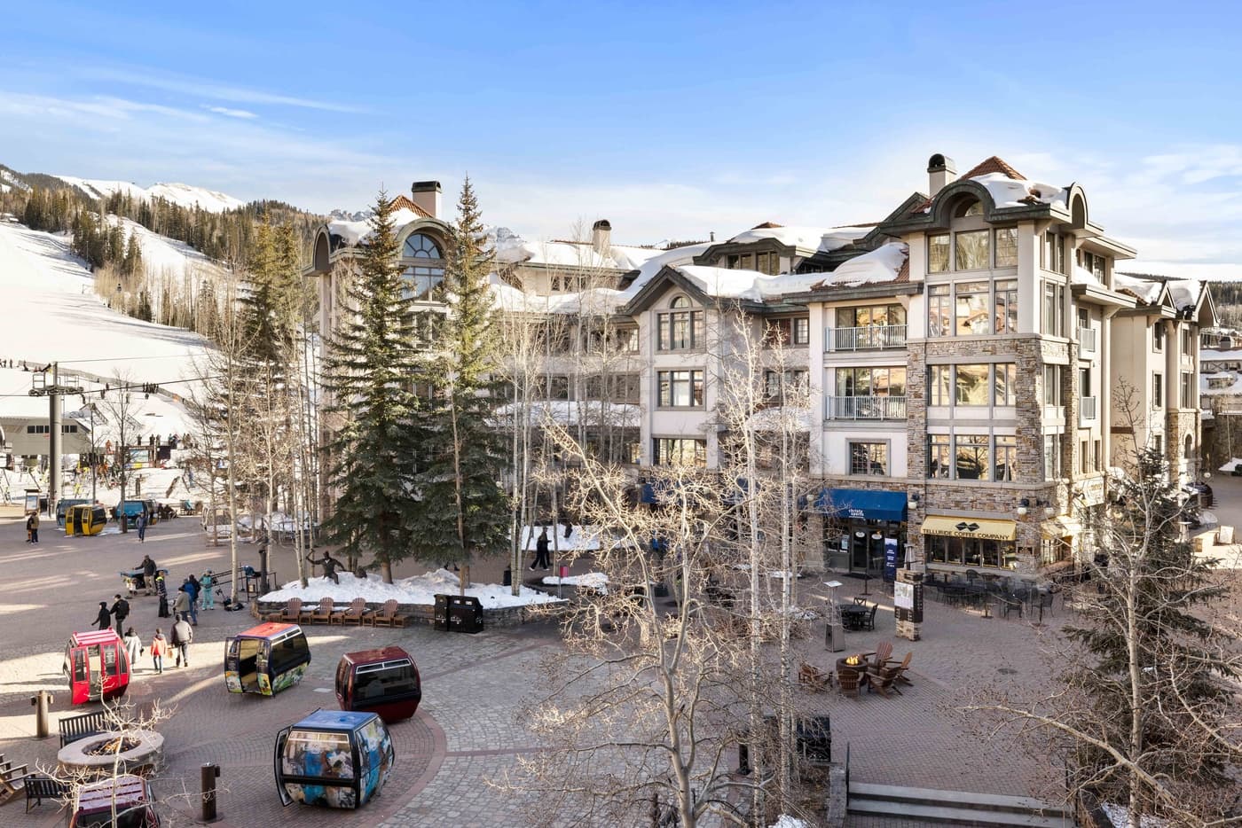 Sky High at the Plaza - Image 59