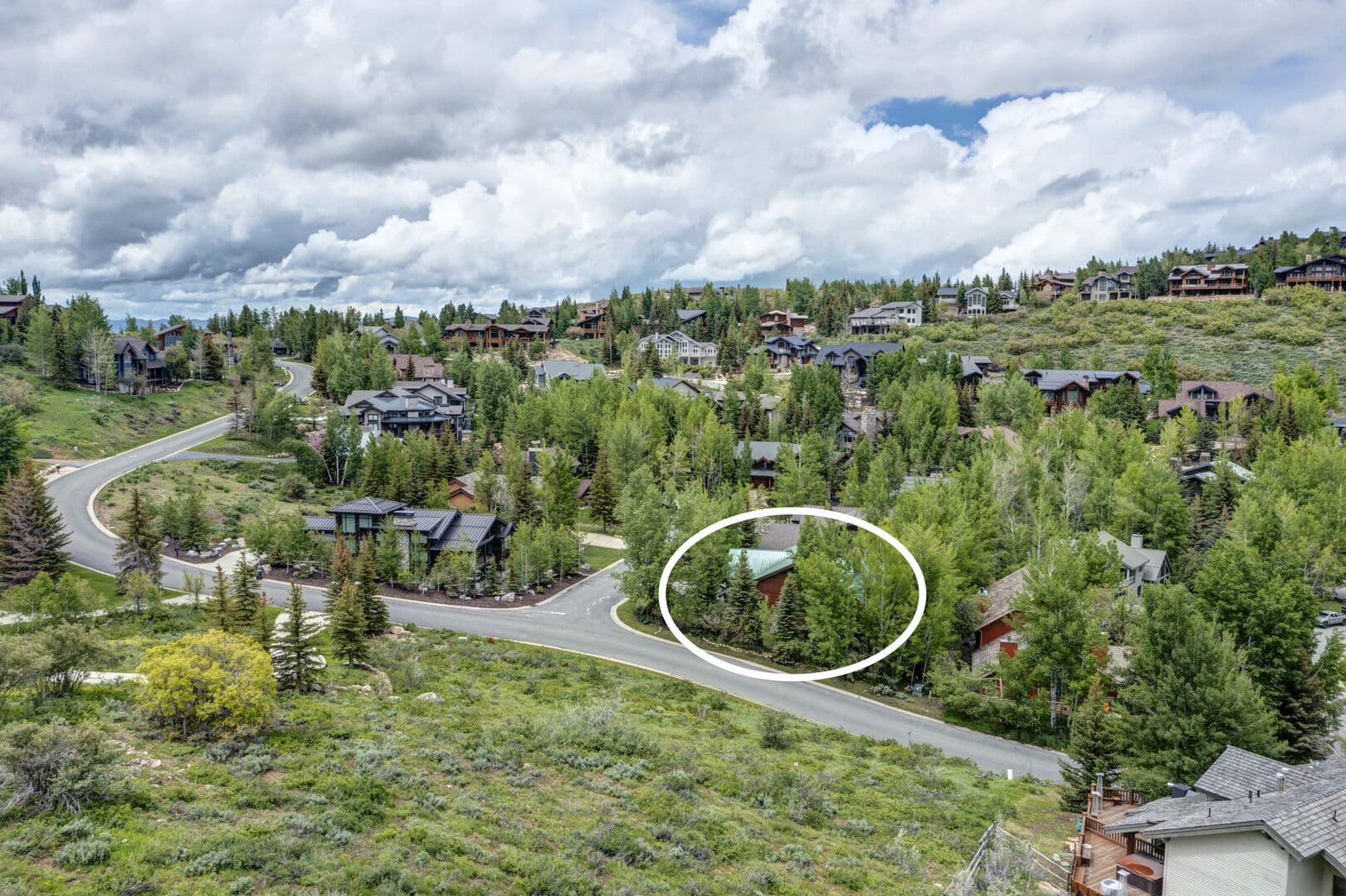 Snow Cloud Villa - Image 46