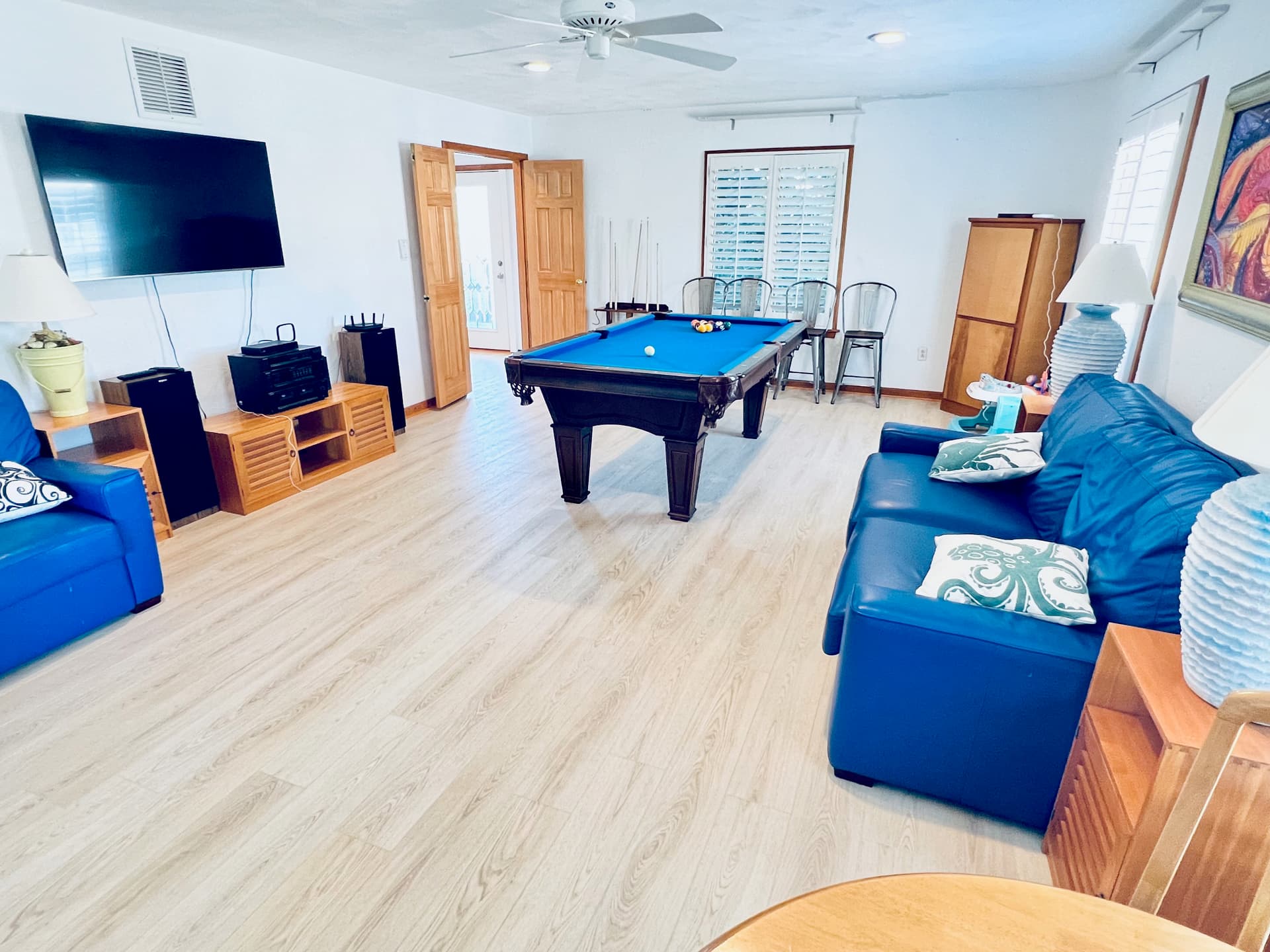 Victoria's View - Image 64