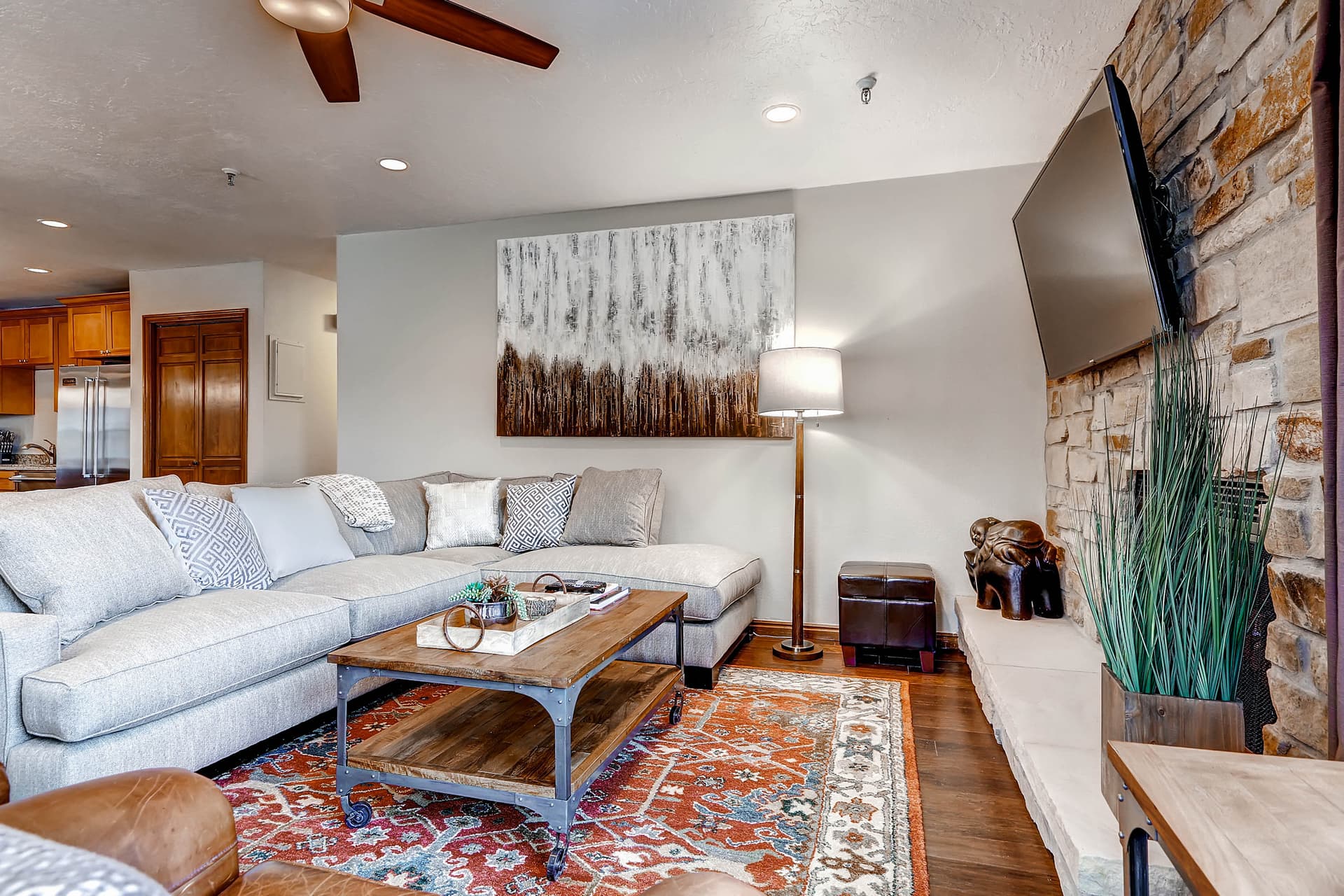 Alpine Shadows Home - Image 5