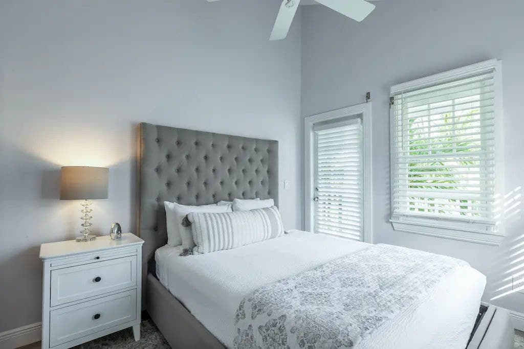 Tropical Retreat - Image 22