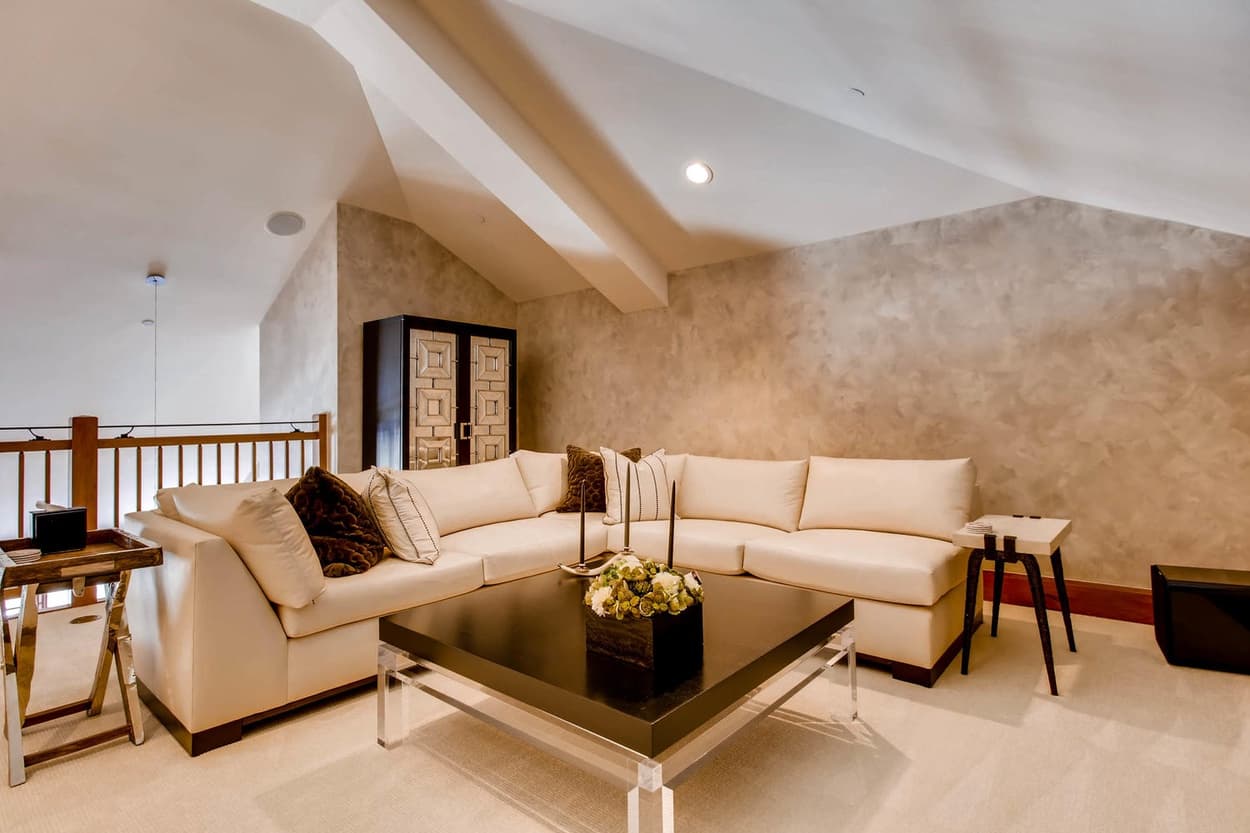 Snowflake Chateau At Hummingbird Lodge - Image 10