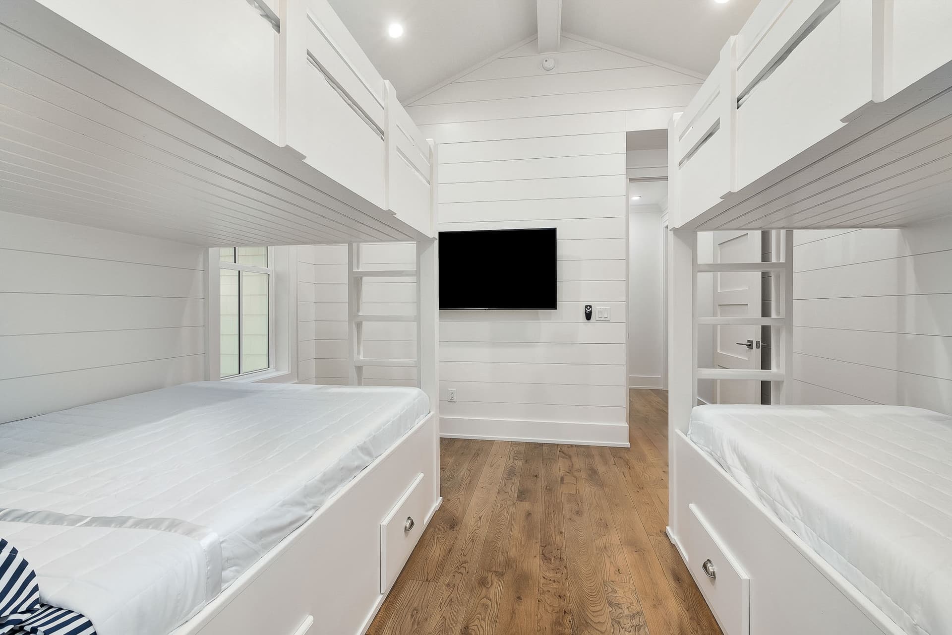 Sea Turtle Retreat - Image 69