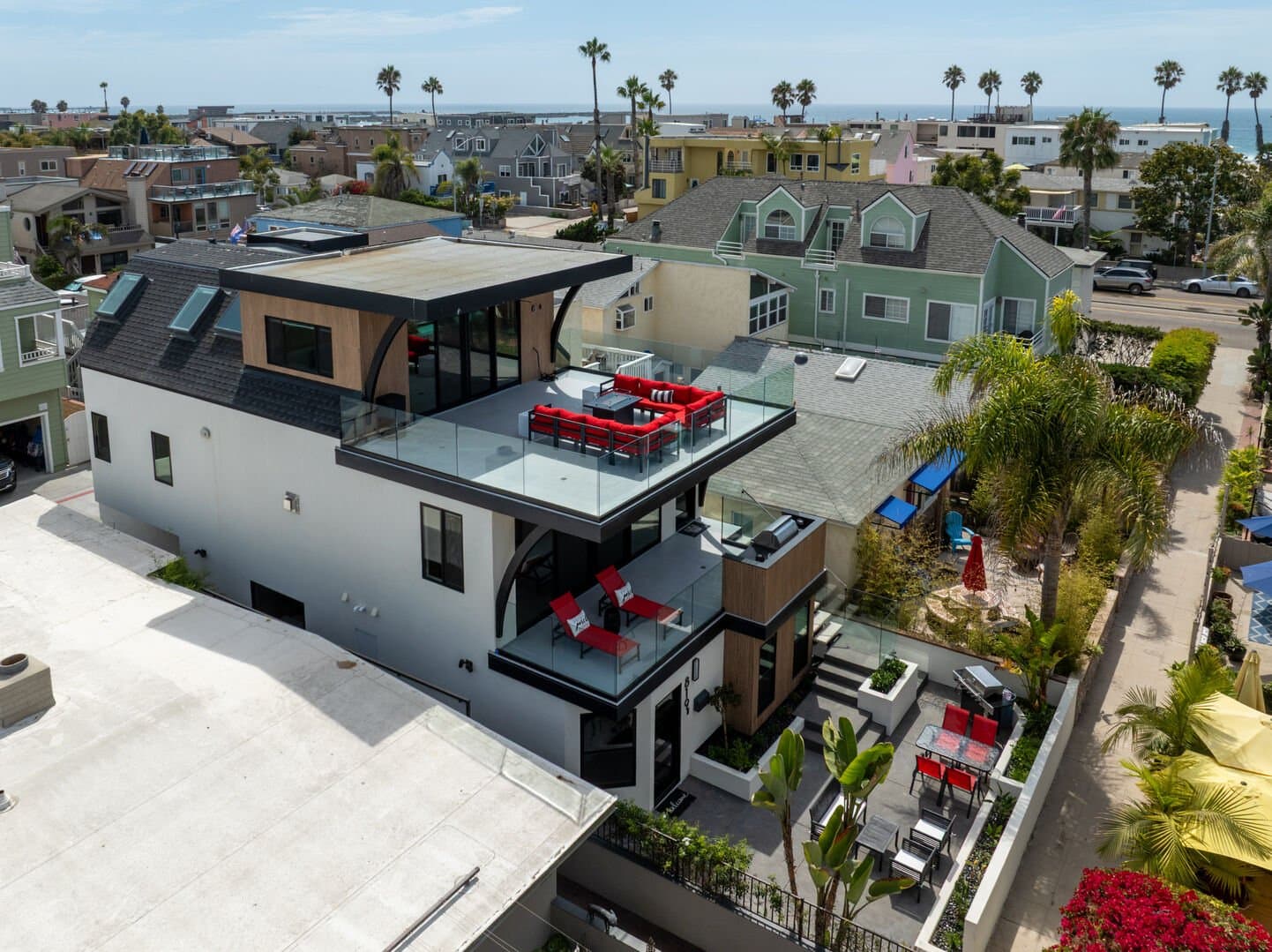 Modern Beach Vibes (Upper) - Image 33