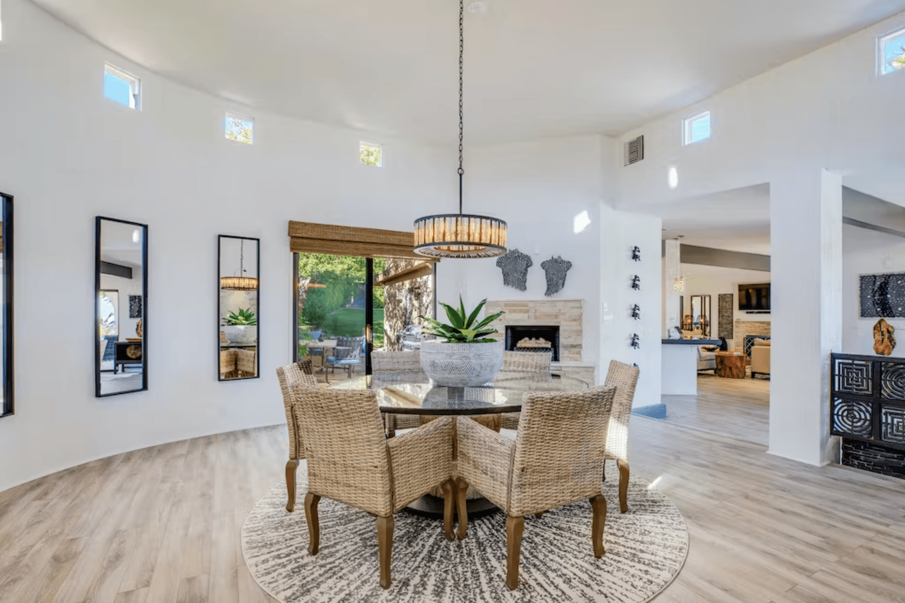 El Paseo Cliff Retreat - Image 3