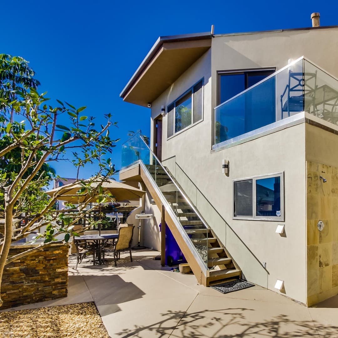 Windemere Home - Image 1