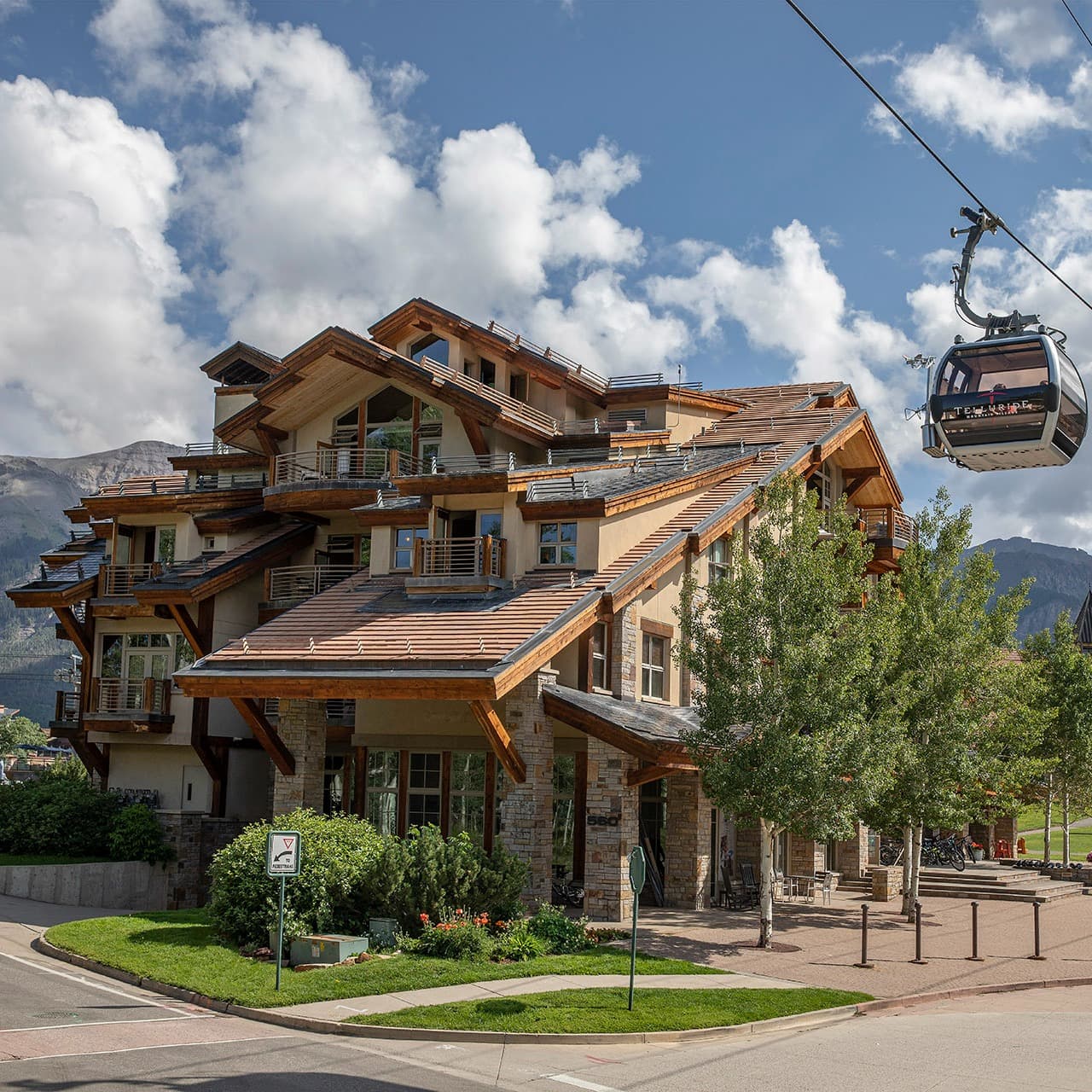 Granita Green - Image 1