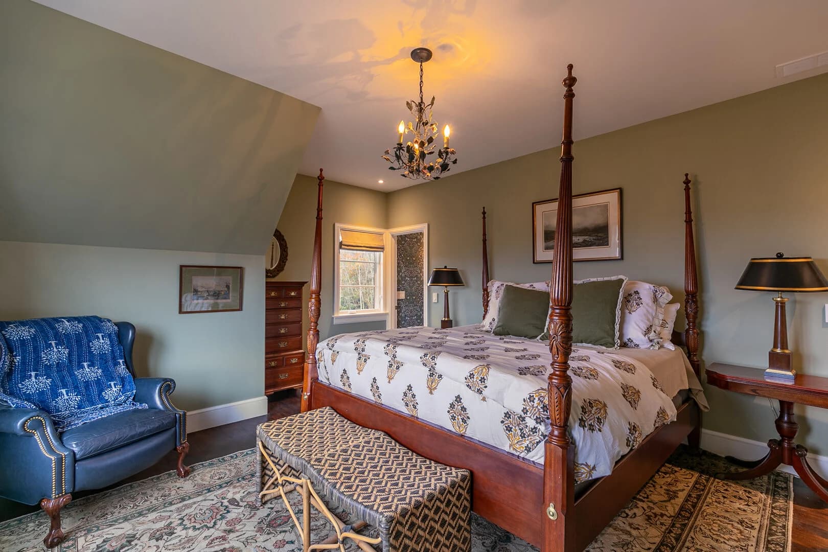 Antler Trail Lodge - Image 23