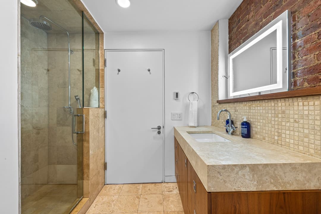 Rialto VI - Image 26