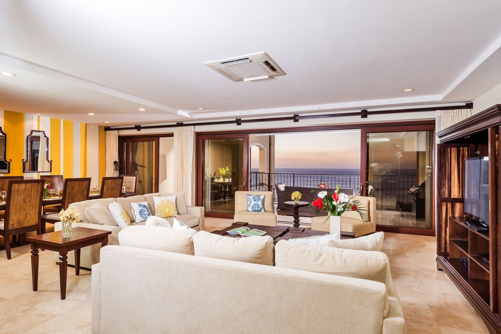 Crystal Sands Penthouse - Image 9