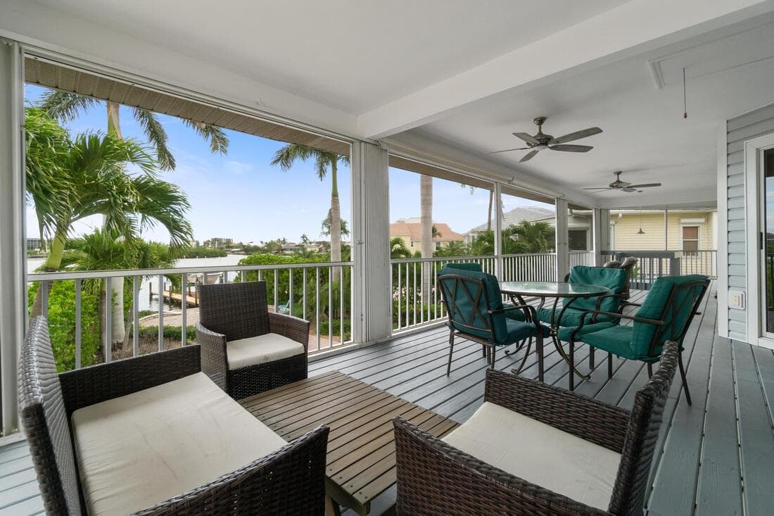 Bayside Retreat - Image 23