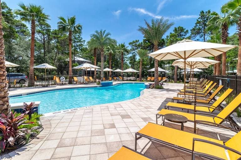 Georgia Peach at the Beach - Image 48