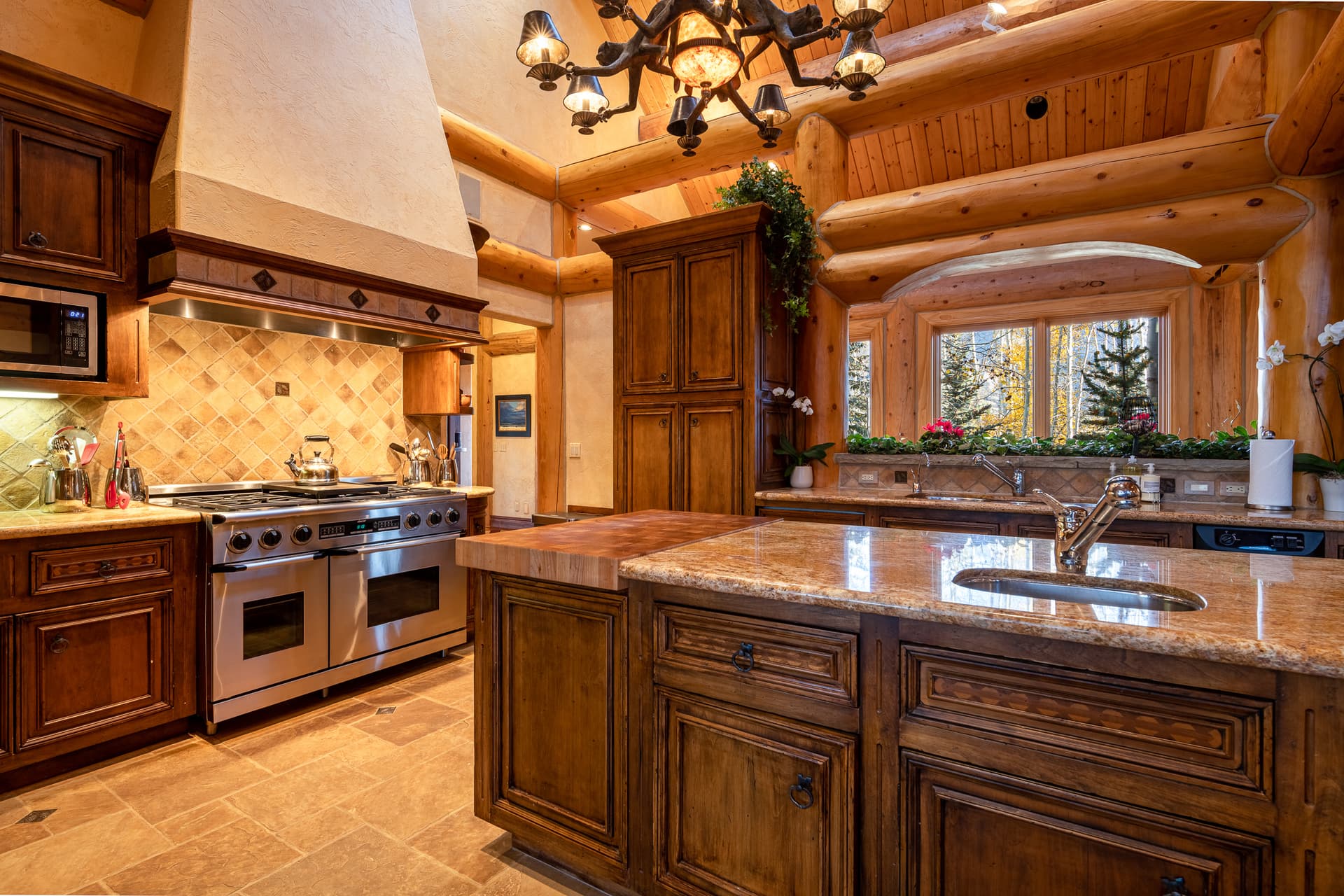 Log Out At Touchdown Retreat - Image 10