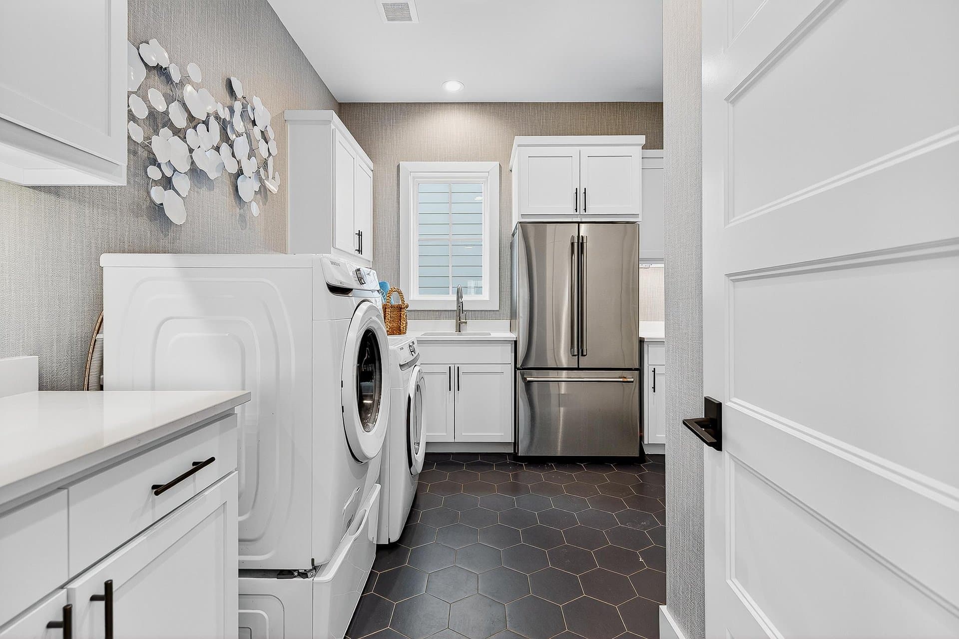 Uncharted - Image 51