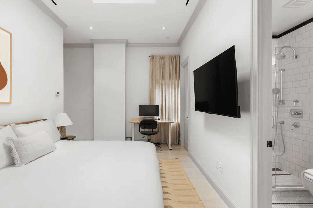 Linden Place II - Image 26