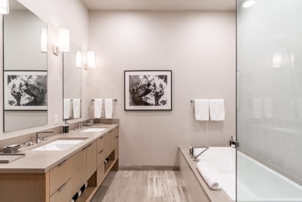 Blue Run Home - Image 11