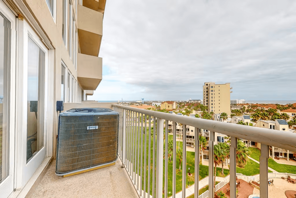 Solare Tower #705 - Image 21