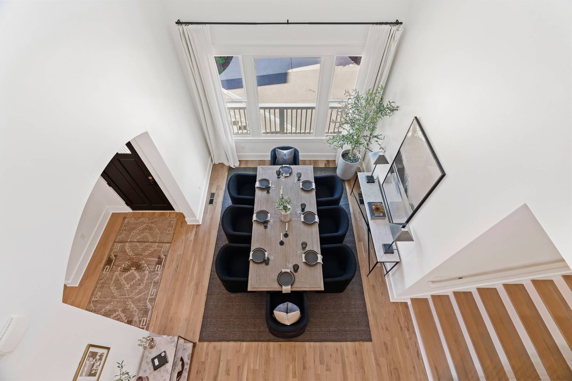 Nashville Lombardy - Image 23