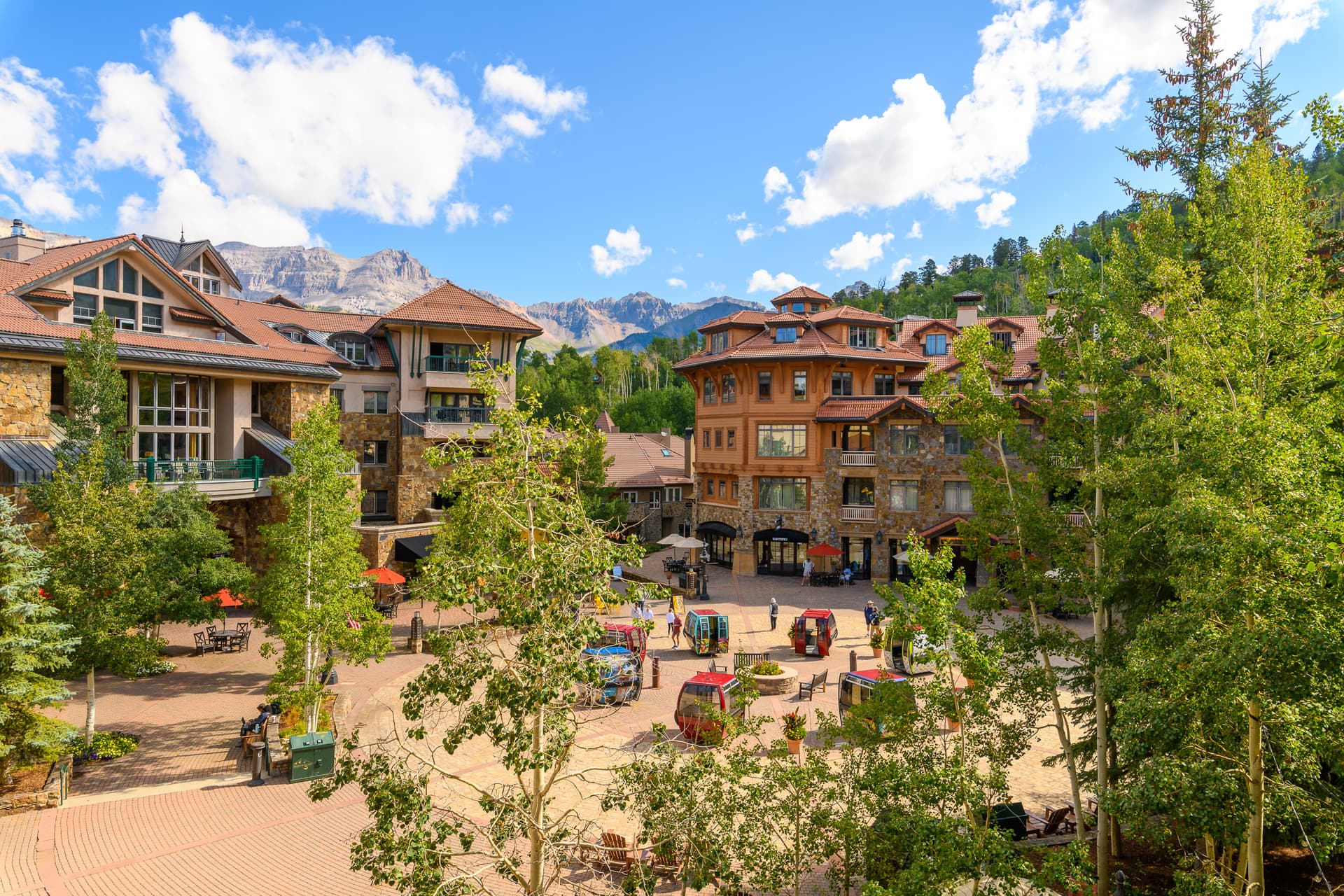 Sky High at the Plaza - Image 60