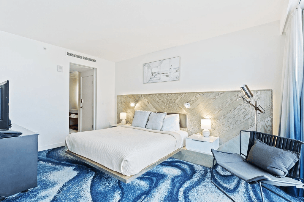 Skyline #1104 - Image 12