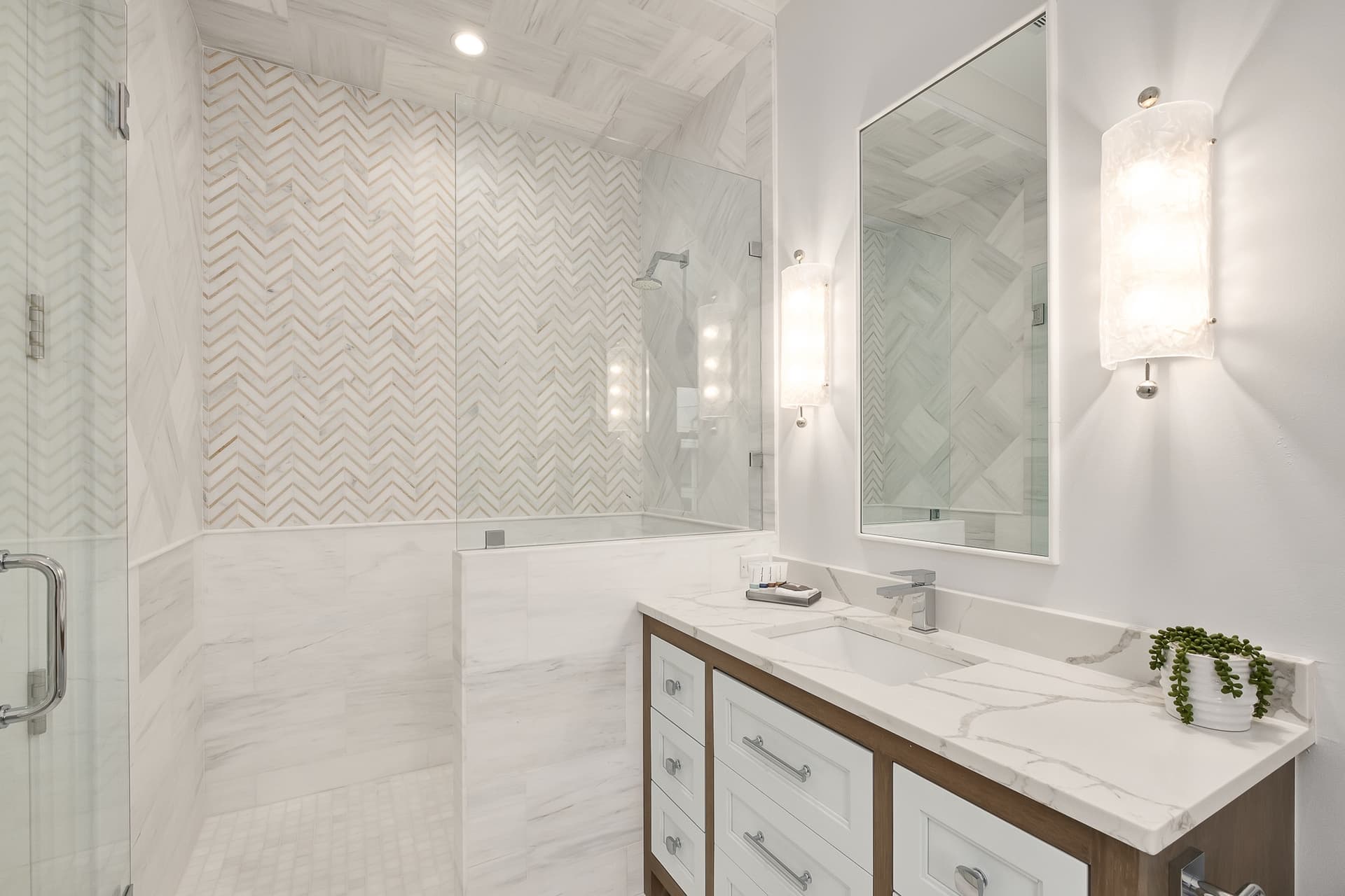 Seaclusion Manor - Image 23