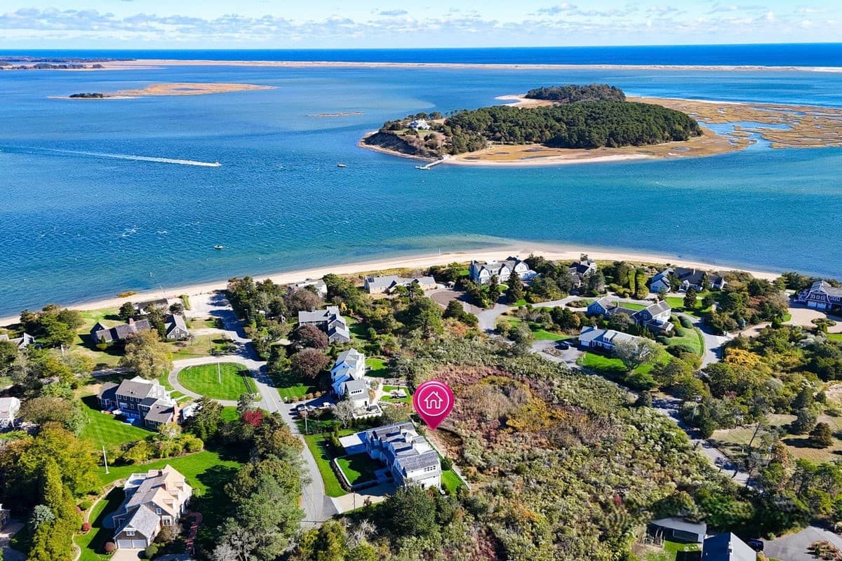 Strong Island Manse - Image 3