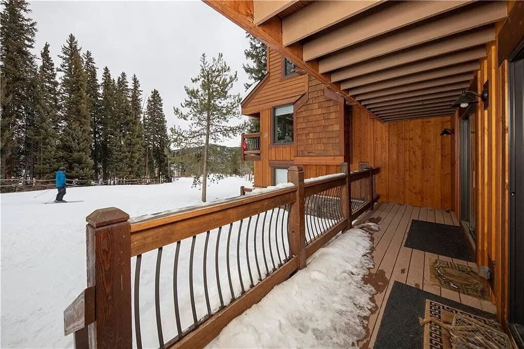 Peak Eight Mountain Escape - Image 33