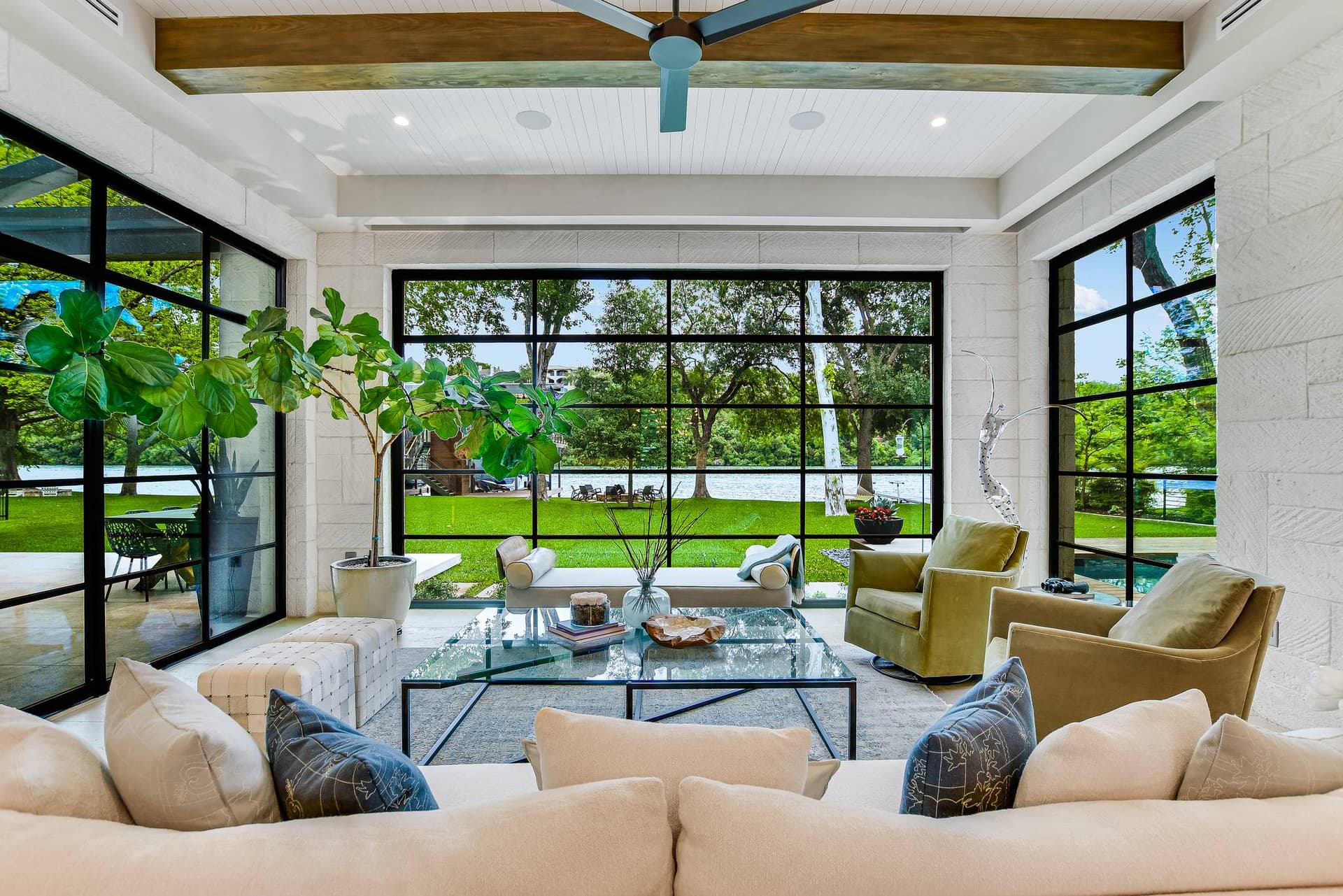 Lakeside on Lake Austin - Image 2