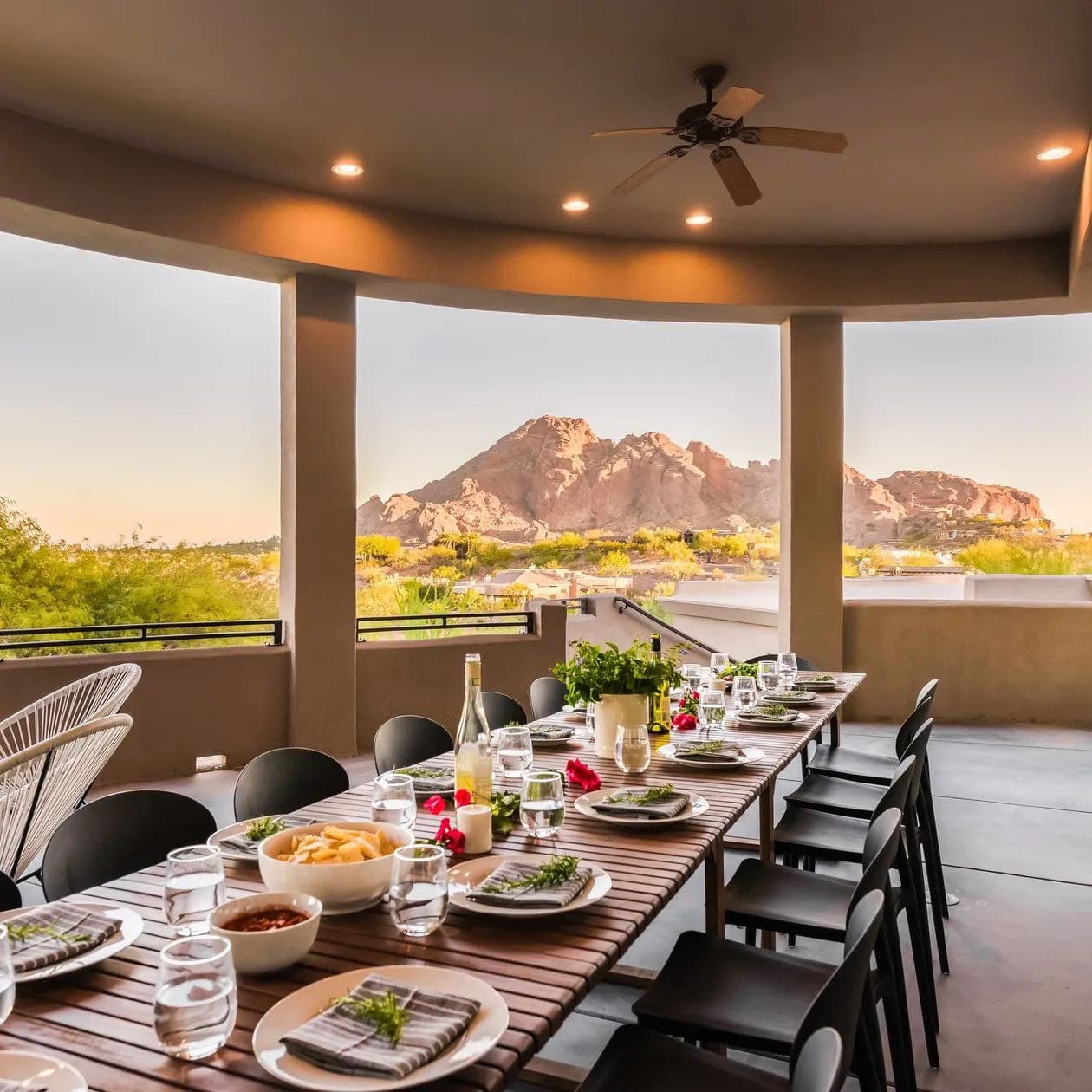 Julep Manor - Image 4