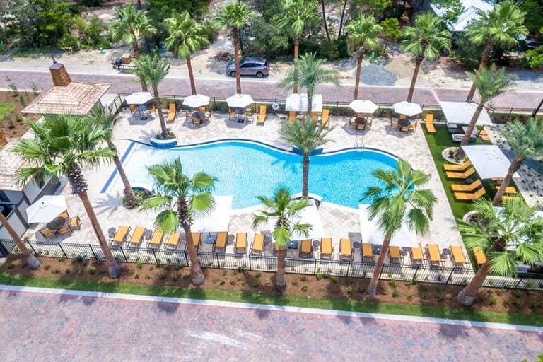 Mermaids Grotto - Image 36