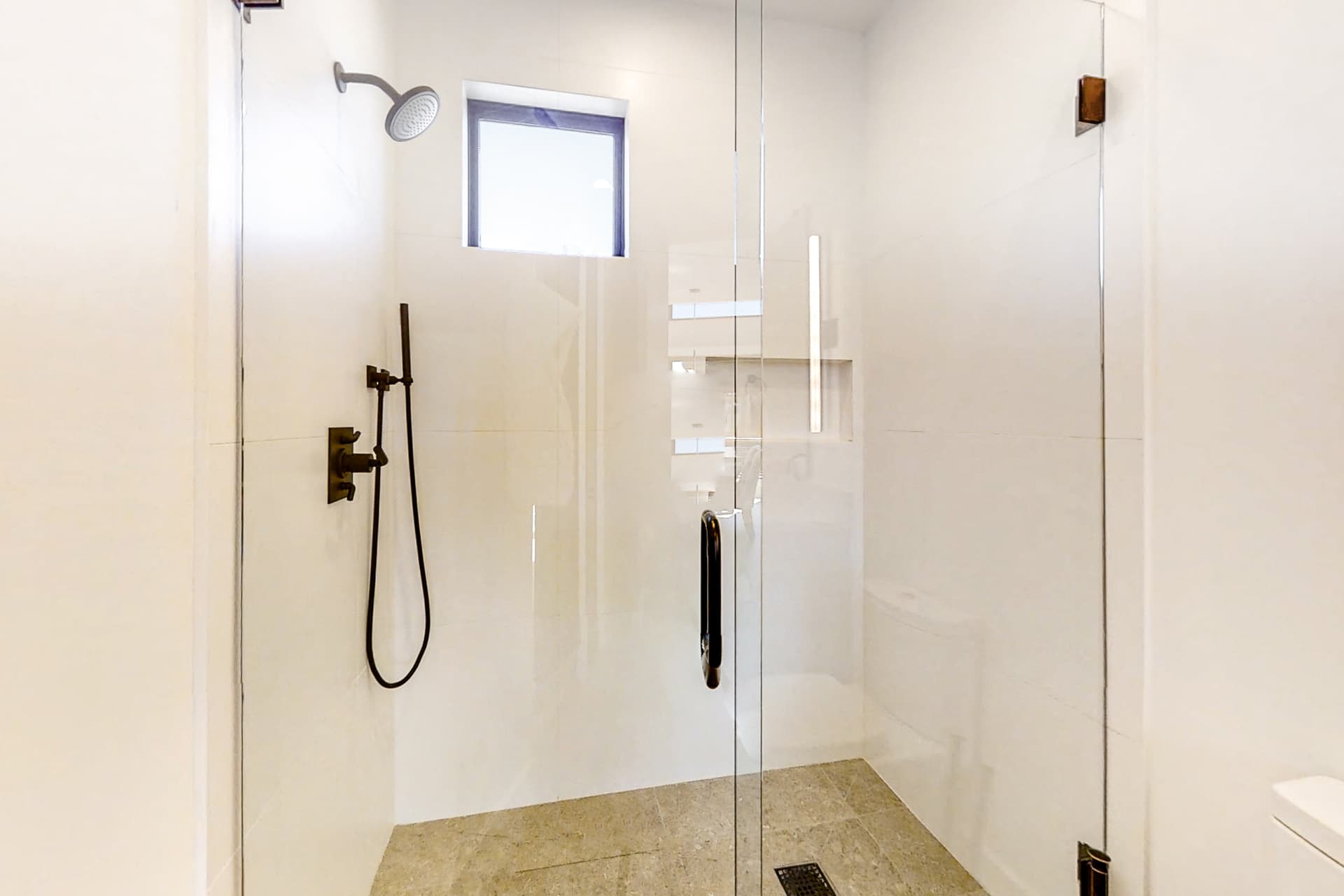 Ridgeline Oasis Place - Image 11