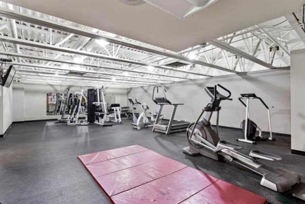 Snowblaze Residence 33 - Image 32