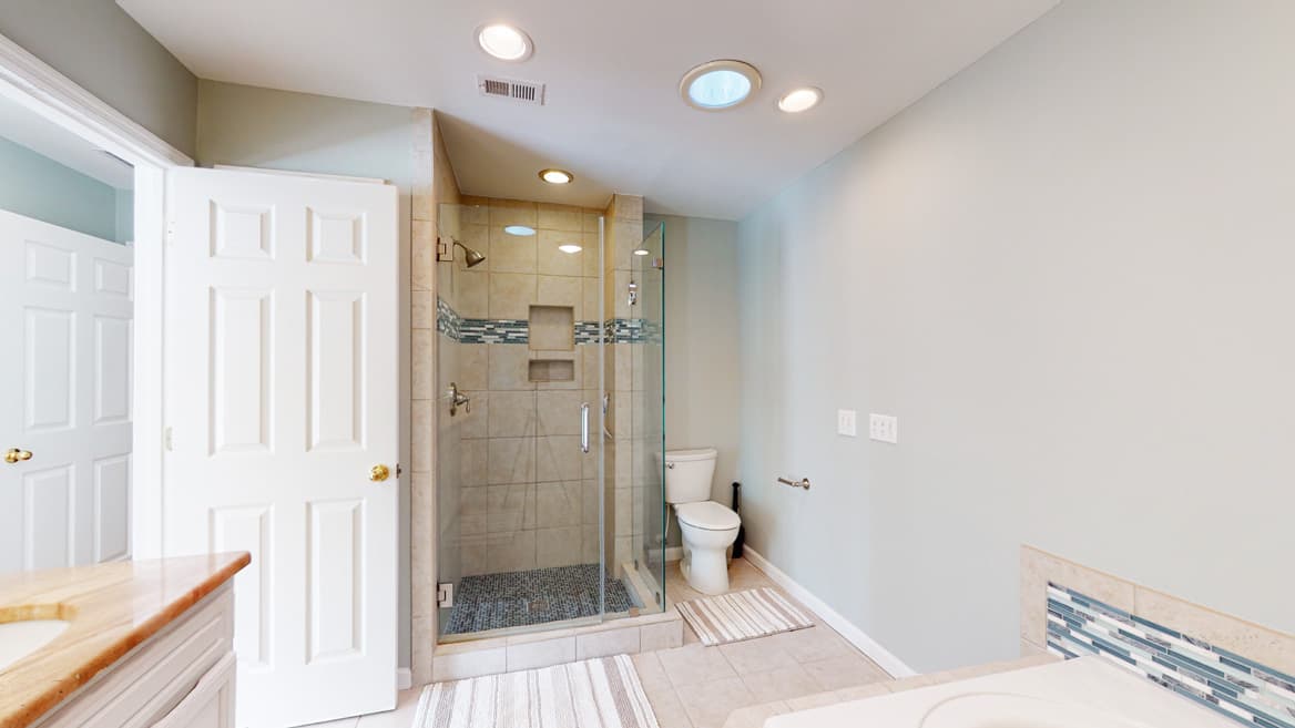 Port House - Image 13