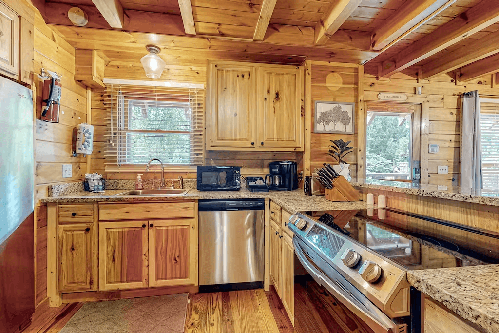 Fox Valley Lodge - Image 2