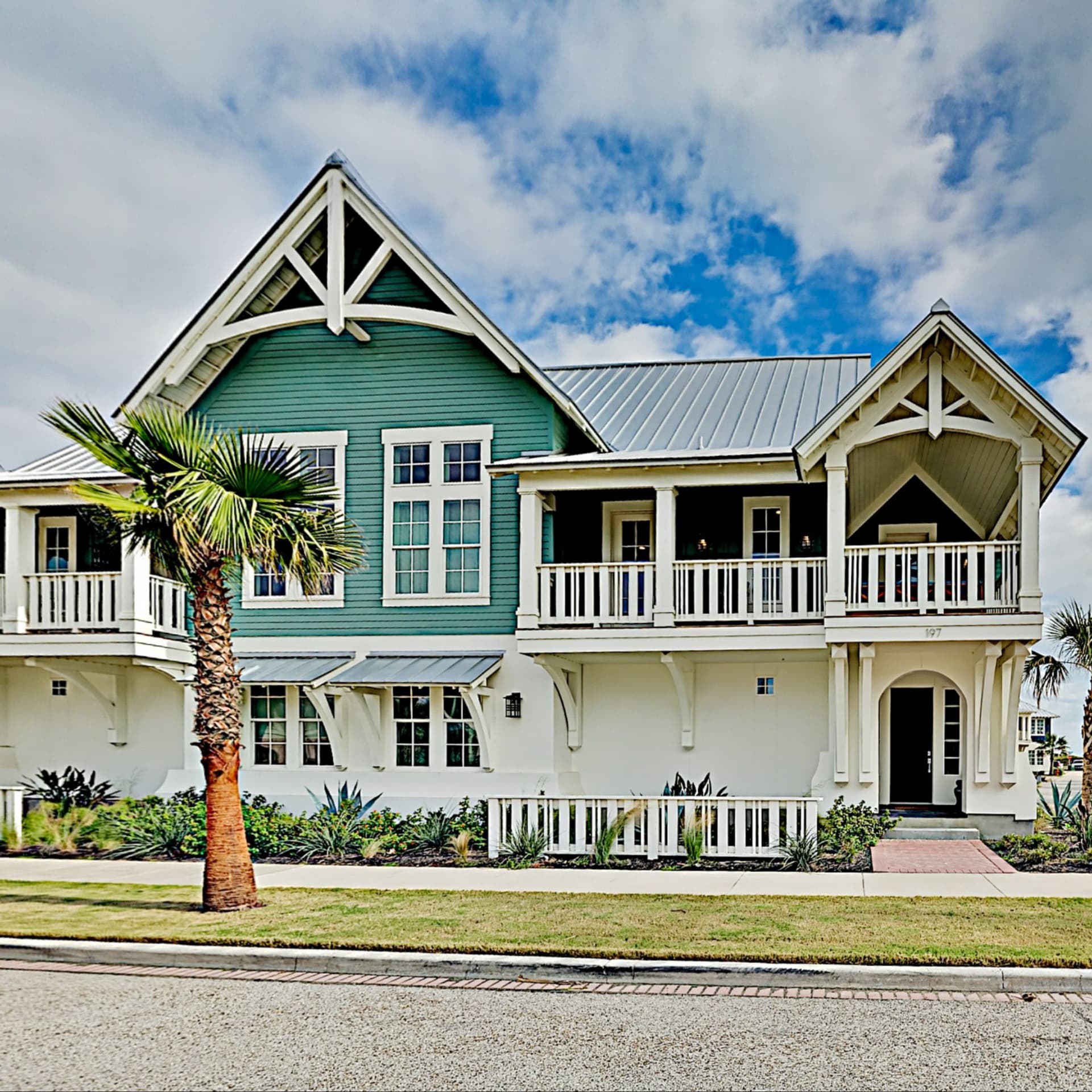 Crab Manor - Image 1