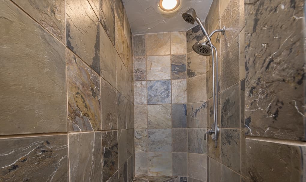 Saddle Ridge R2  - Image 21