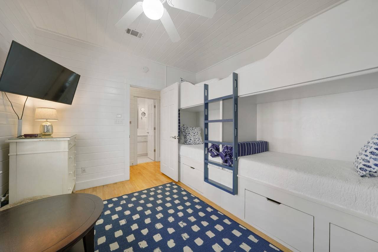 Key Lime House - Image 27