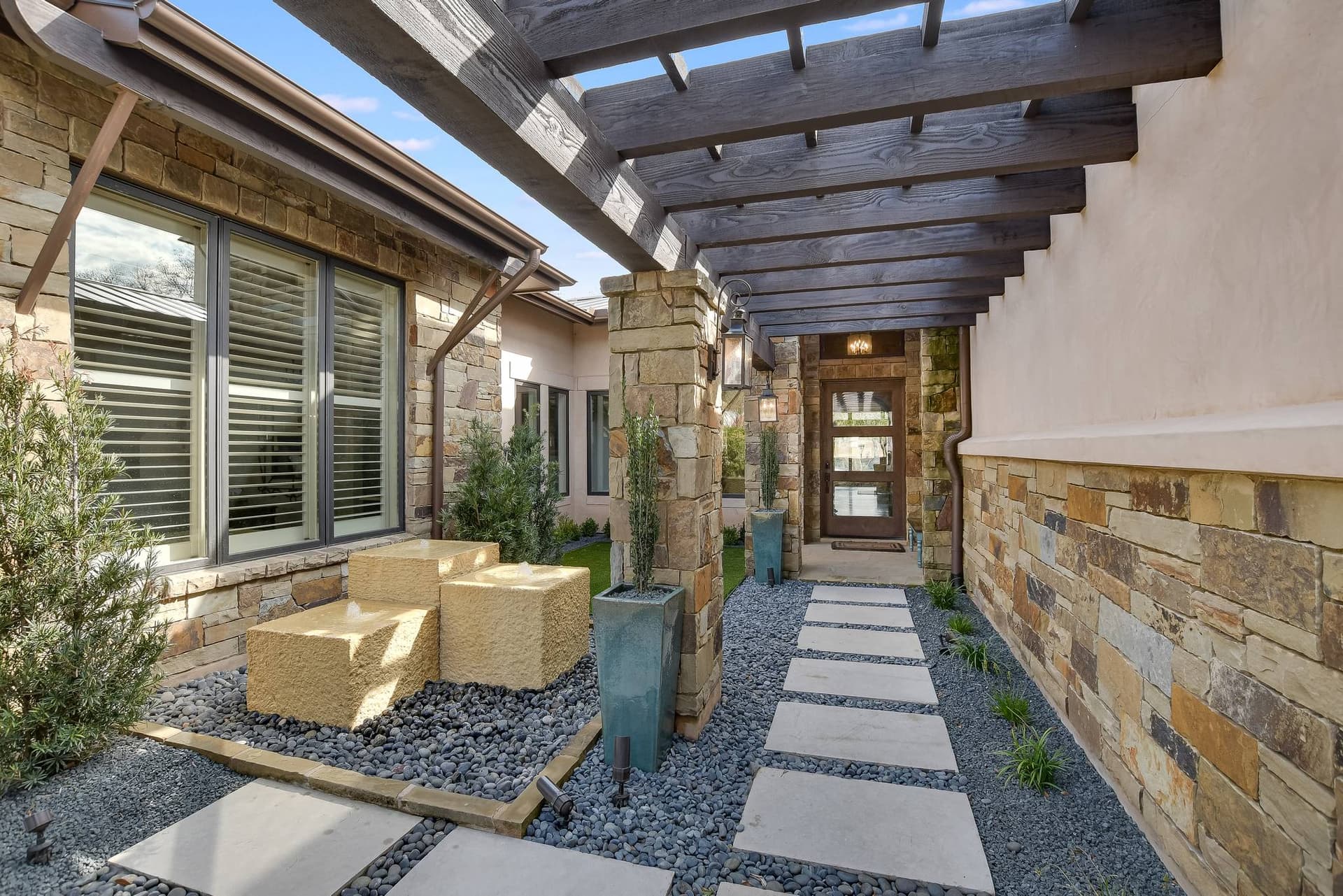 Elite on Lake Austin - Image 31