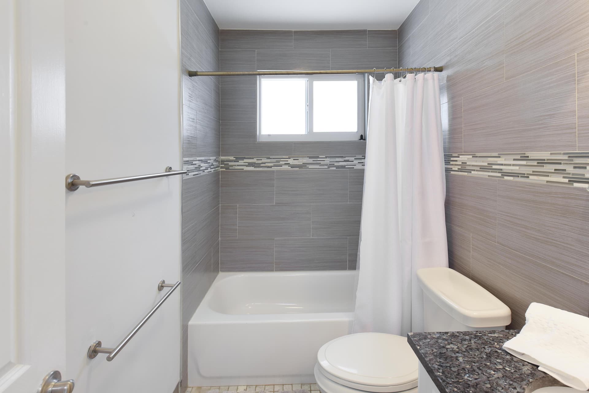 Light Beam House  - Image 27