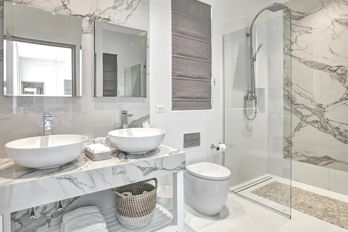 Footprints North - Image 5