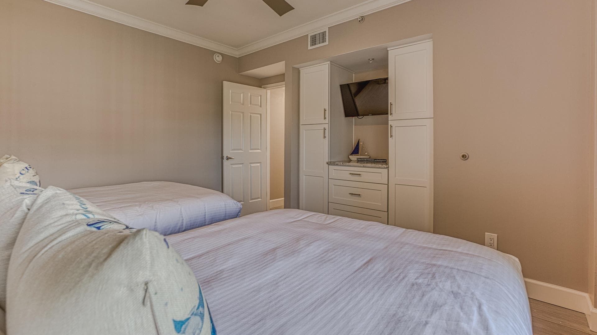 Silver Shells House - Image 21