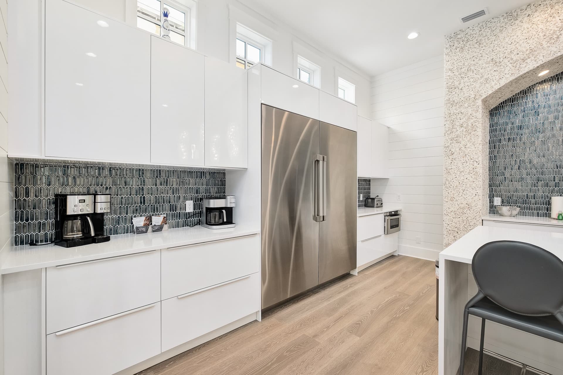 Emerald Palms - Image 16