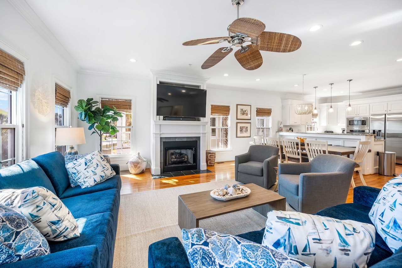 Front Beach Fun - Image 10