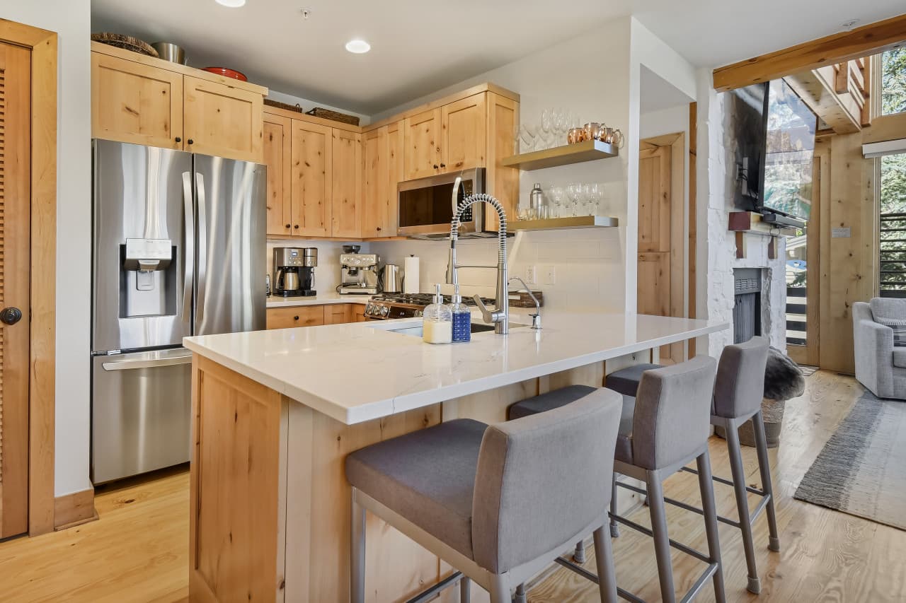 Mountain Crest Home - Image 3