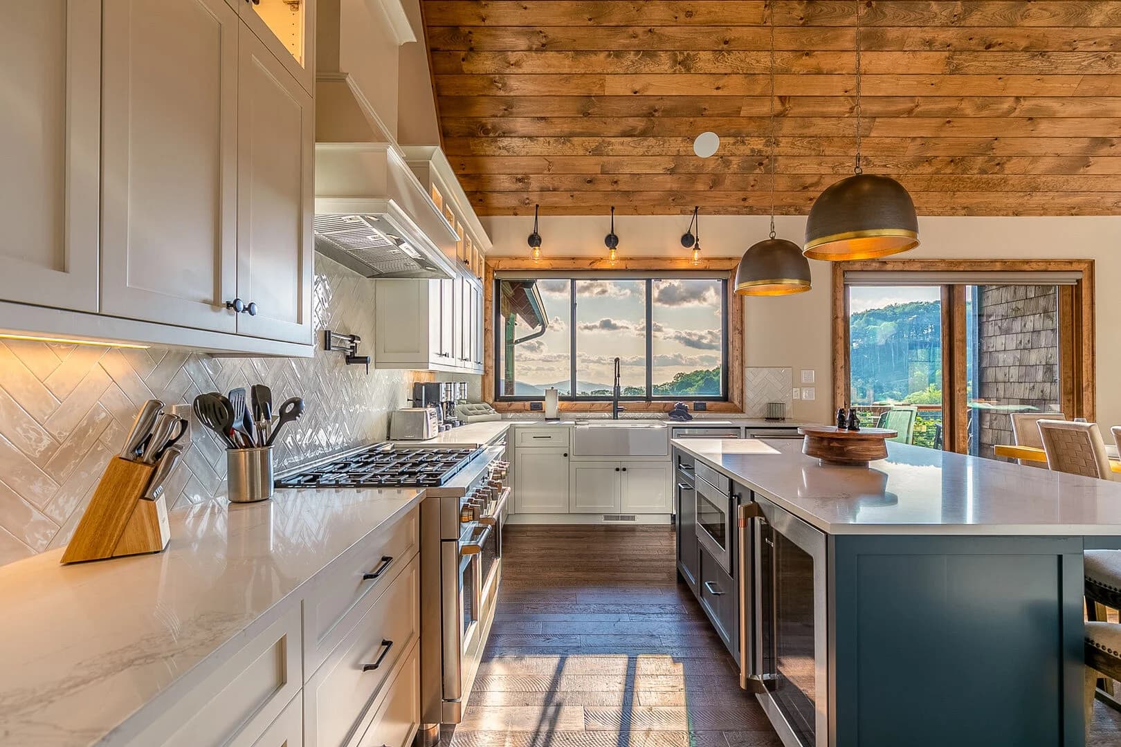 Up and Away - Image 10