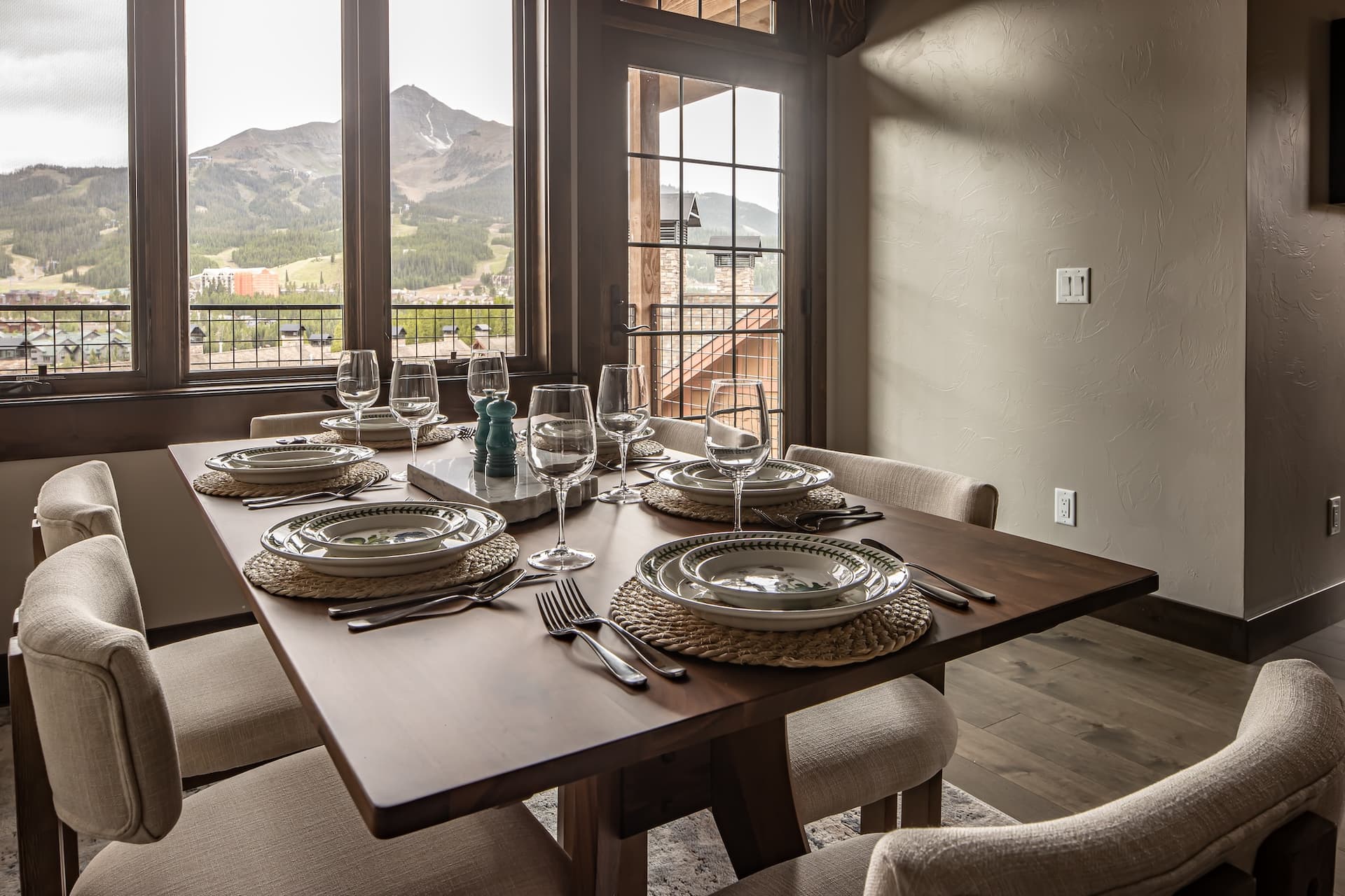 Alpenglow Condo #26D - Image 4