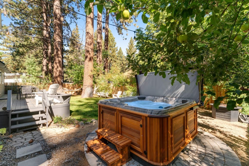 Home at the End of the Rainbow - Image 5